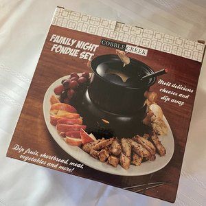 Cobble Creek Family Night Fondue Set - NEW (130)